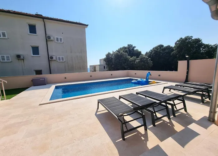 Daire Coco With Heated Pool *