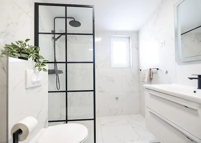 Villa Coco With Heated Pool