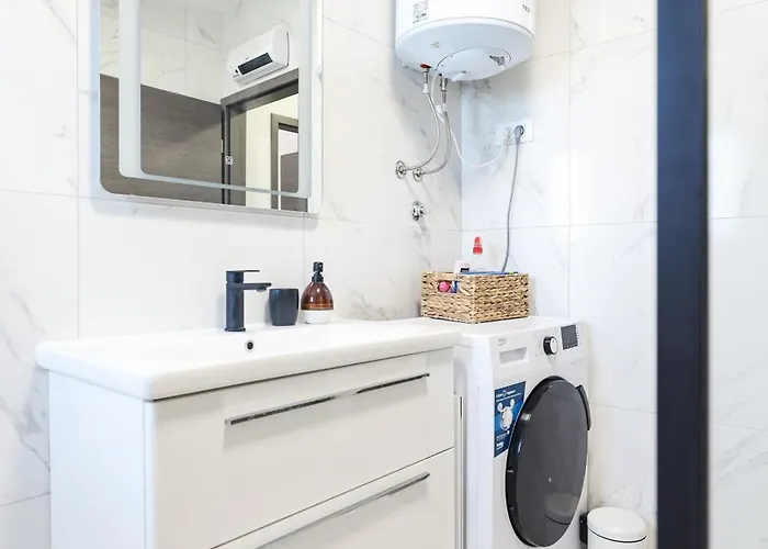 Appartement Coco With Heated Pool