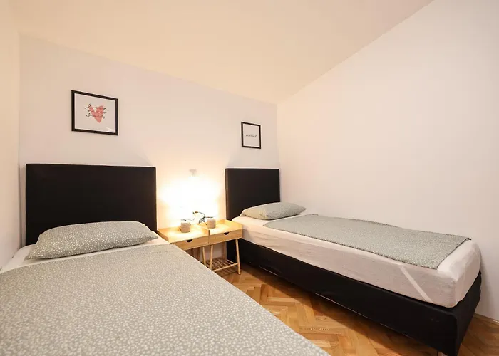 아파트 Villa Coco With Heated Pool