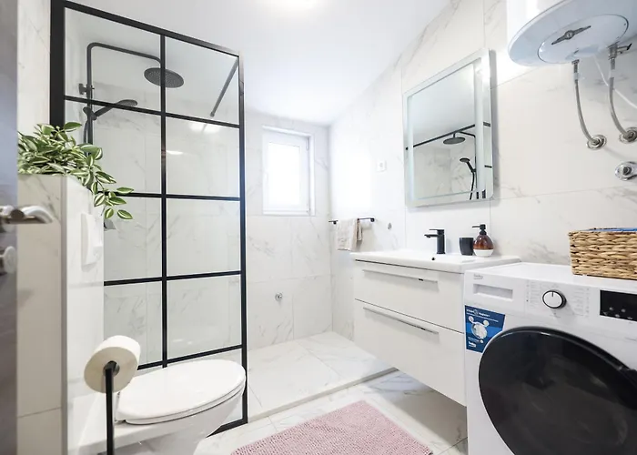 Appartement Coco With Heated Pool Kožino