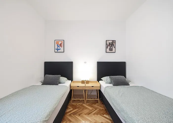 Coco With Heated Pool Appartement Kožino